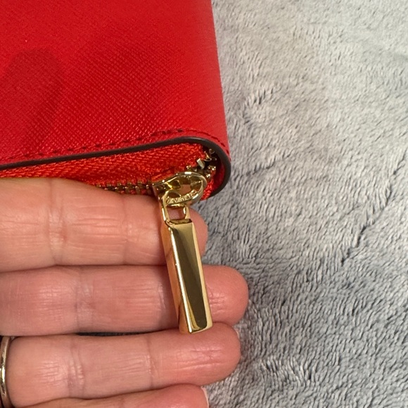 Tory Burch Emerson Medium Zip Around Wallet - Brilliant Red - Picture 7 of 12